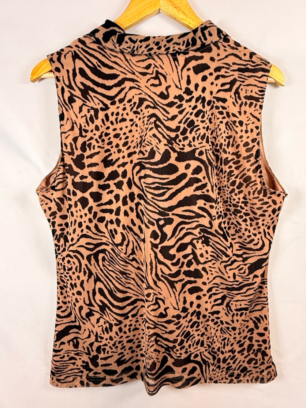 Animal Print Sleeveless Blouse Ruched Front Button Top Tan Brown Size L - Picture 2 of 3